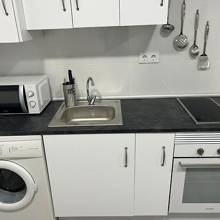 Ferienwohnung A Unos Pasos A Paseo Del Prado Madrid Exterior foto