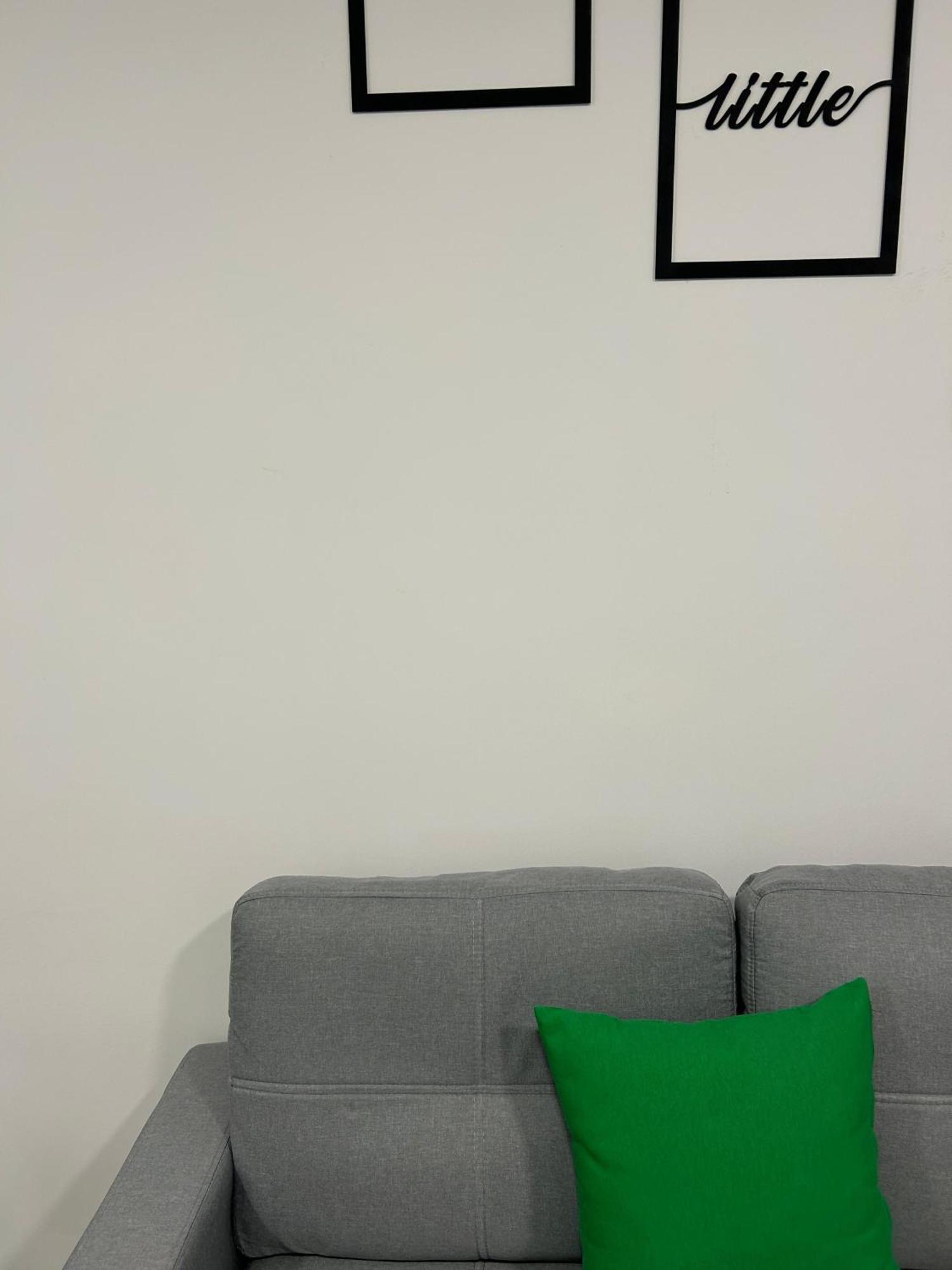 Ferienwohnung A Unos Pasos A Paseo Del Prado Madrid Exterior foto