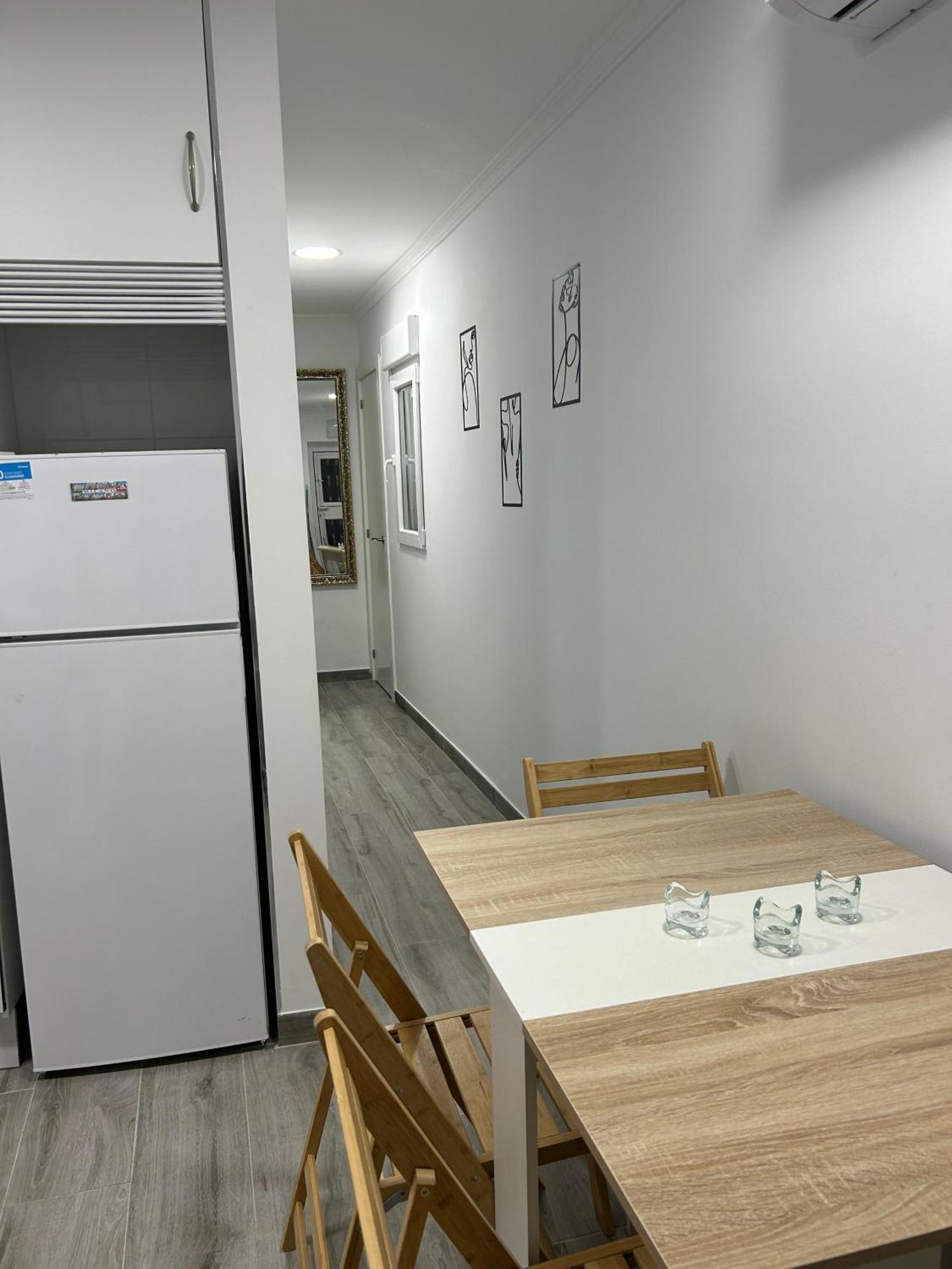 Ferienwohnung A Unos Pasos A Paseo Del Prado Madrid Exterior foto